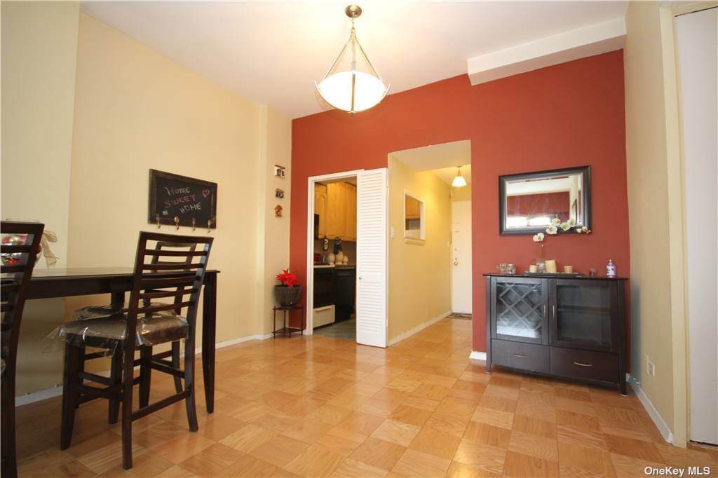61-20 Grand Central Parkway - Photo 1