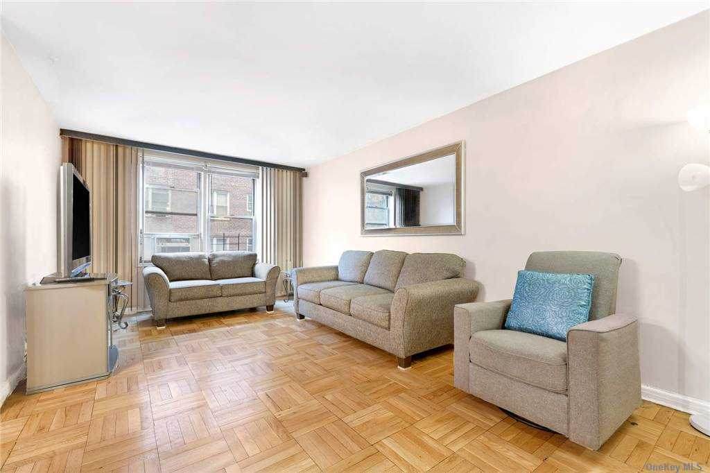 33-24 93rd Street - Photo 1
