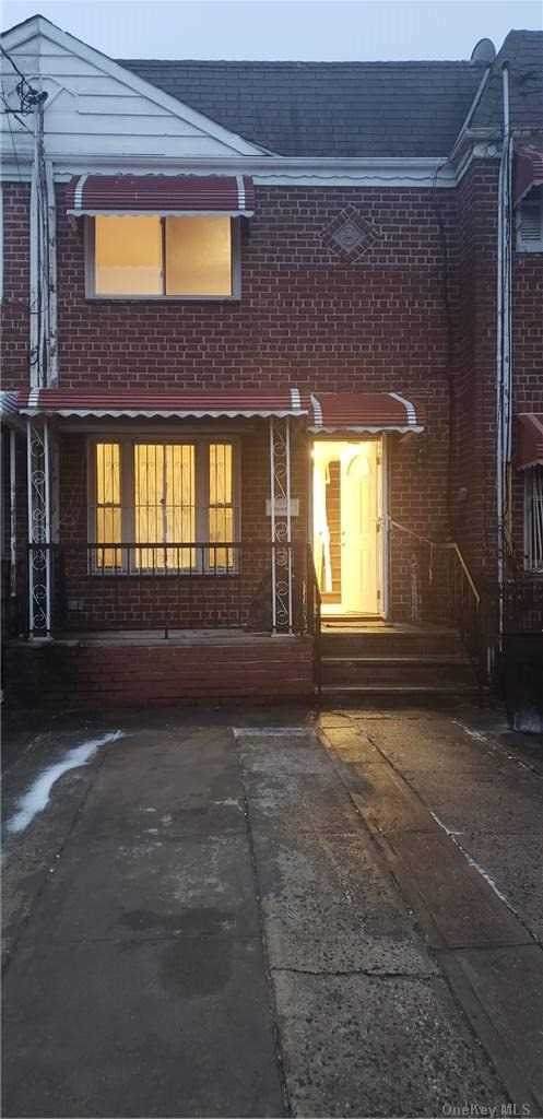 155-08 Linden Boulevard - Photo 1