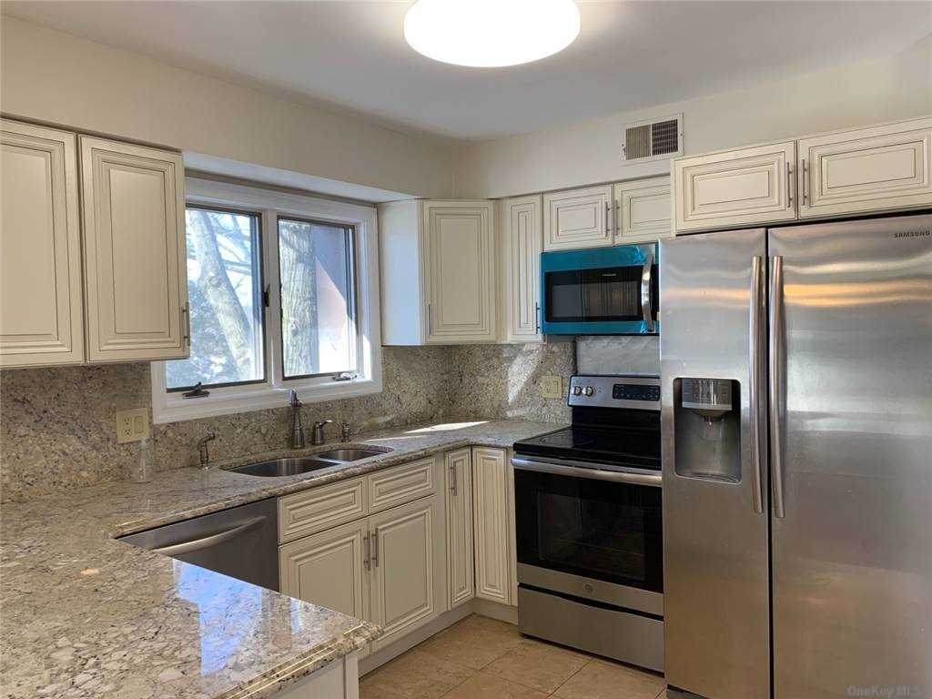 130 S Middle Neck Road - Photo 1