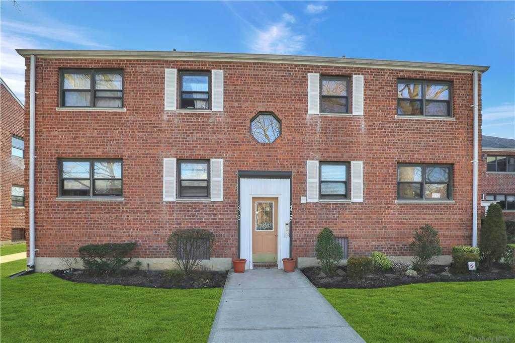 155-22 86th Street - Photo 1