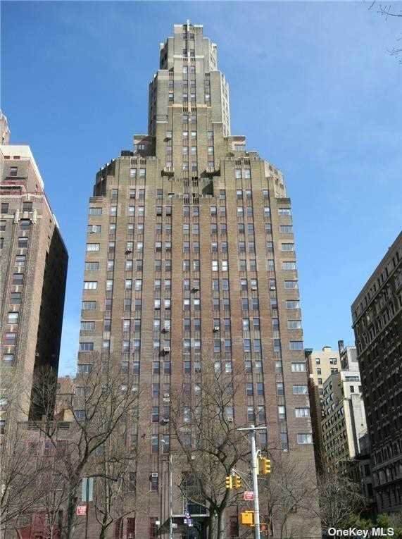 310 Riverside Drive - Photo 1