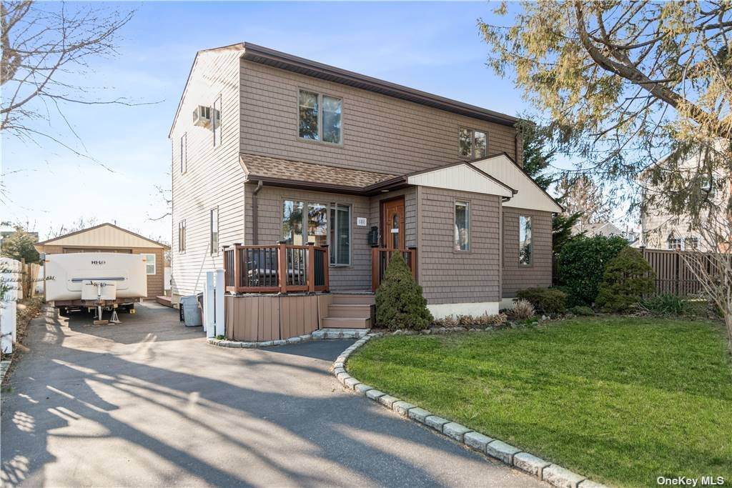 8 Taylor Avenue - Photo 1