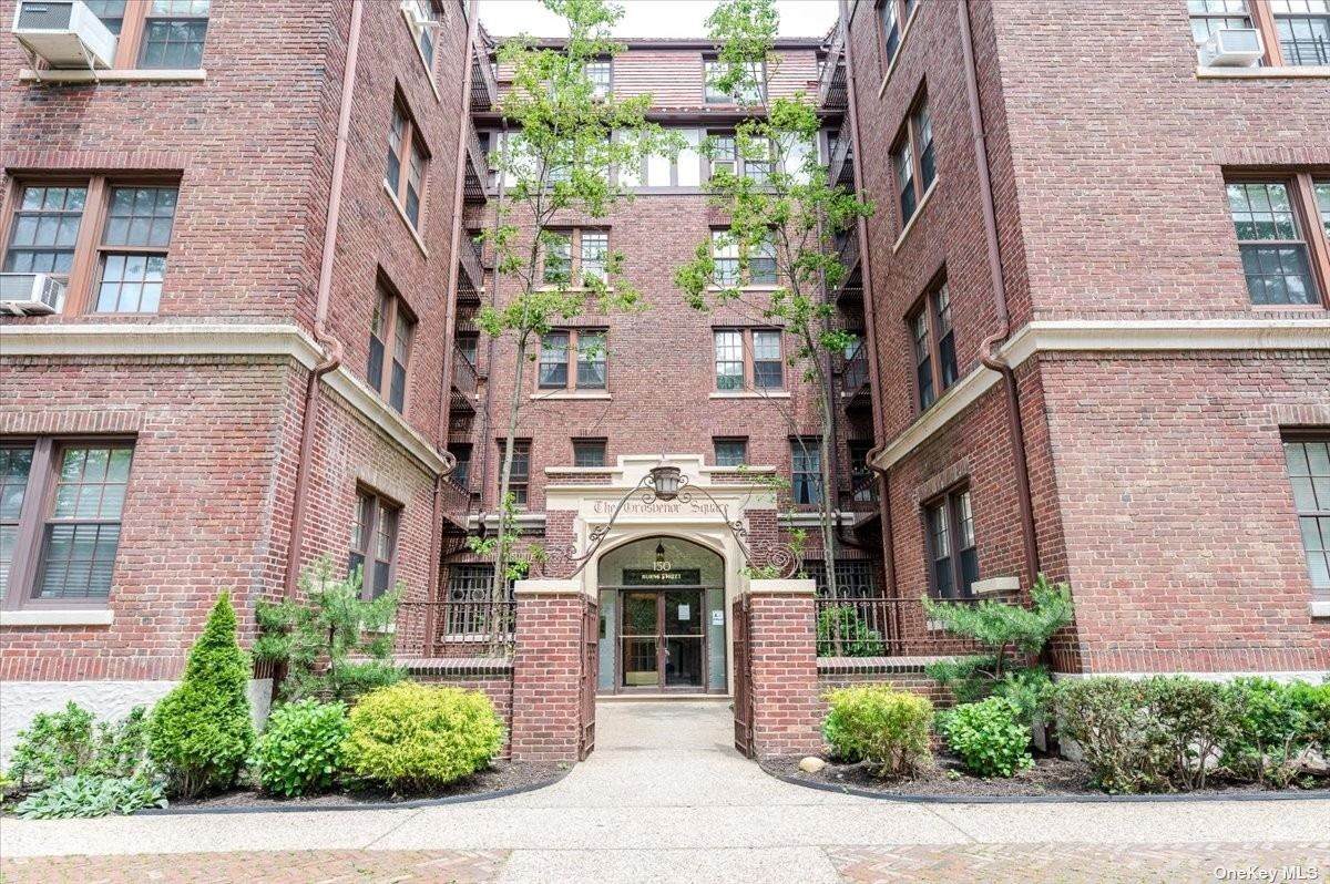 150 Burns Street - Photo 1