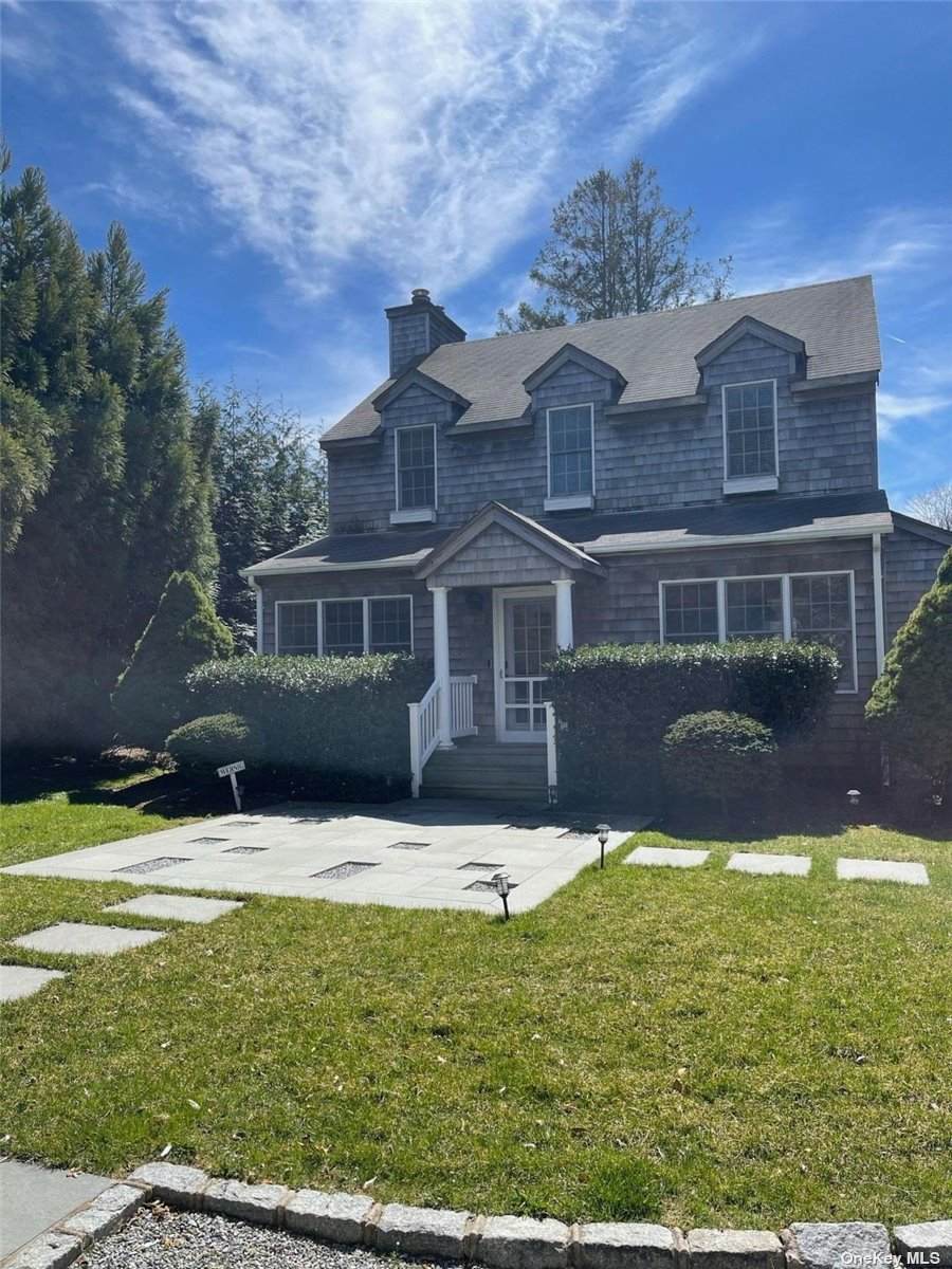 45 Quogue Street - Photo 1