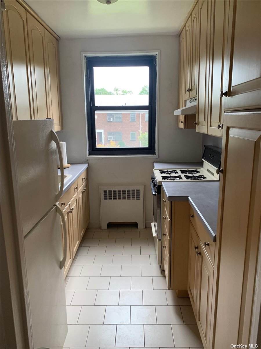 199-14 17th Avenue - Photo 1
