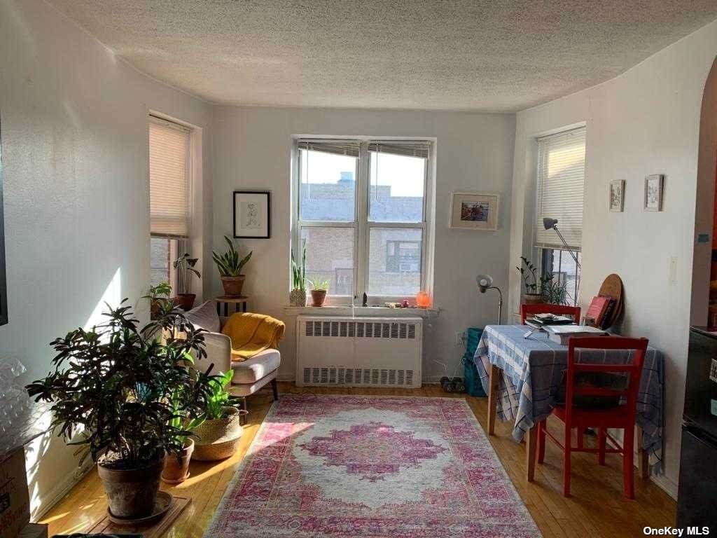 33-16 82 Street - Photo 1