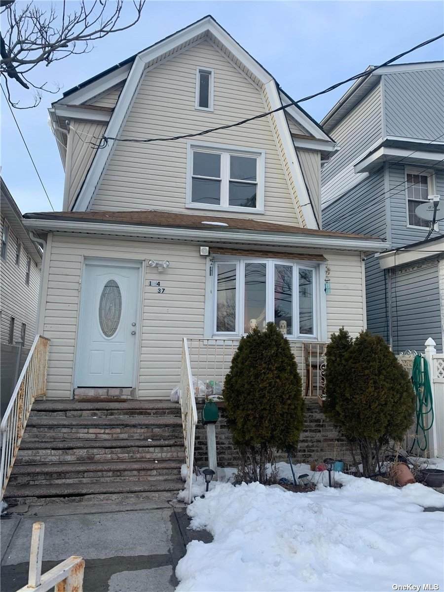 164-37 109th Avenue - Photo 1