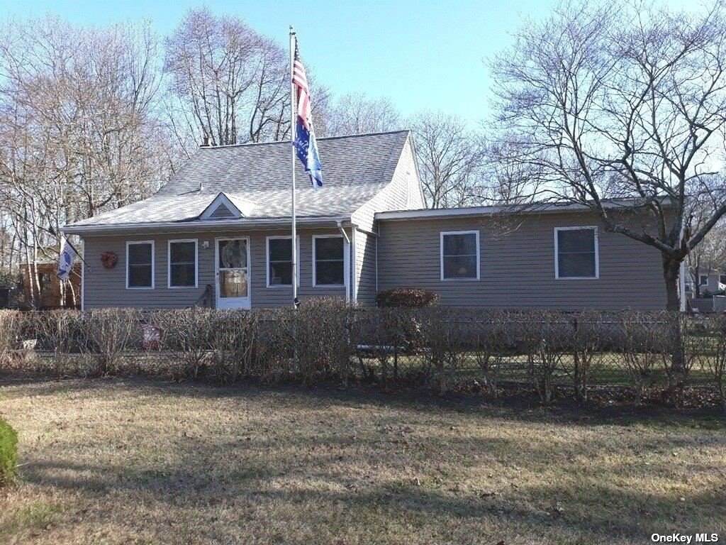 116 Northern Boulevard - Photo 1