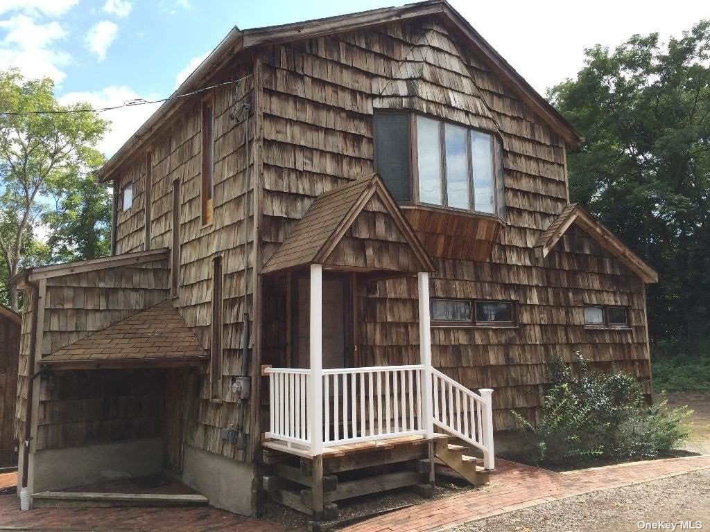 264 Woodbury Road - Photo 1