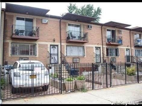 9 Schaefer Street - Photo 1