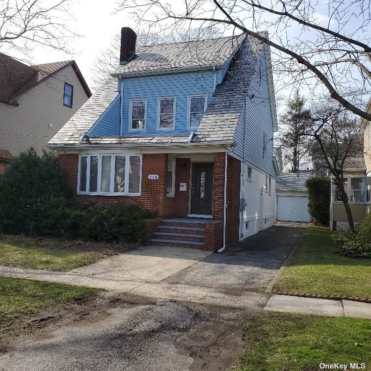304 Plainfield Avenue - Photo 1