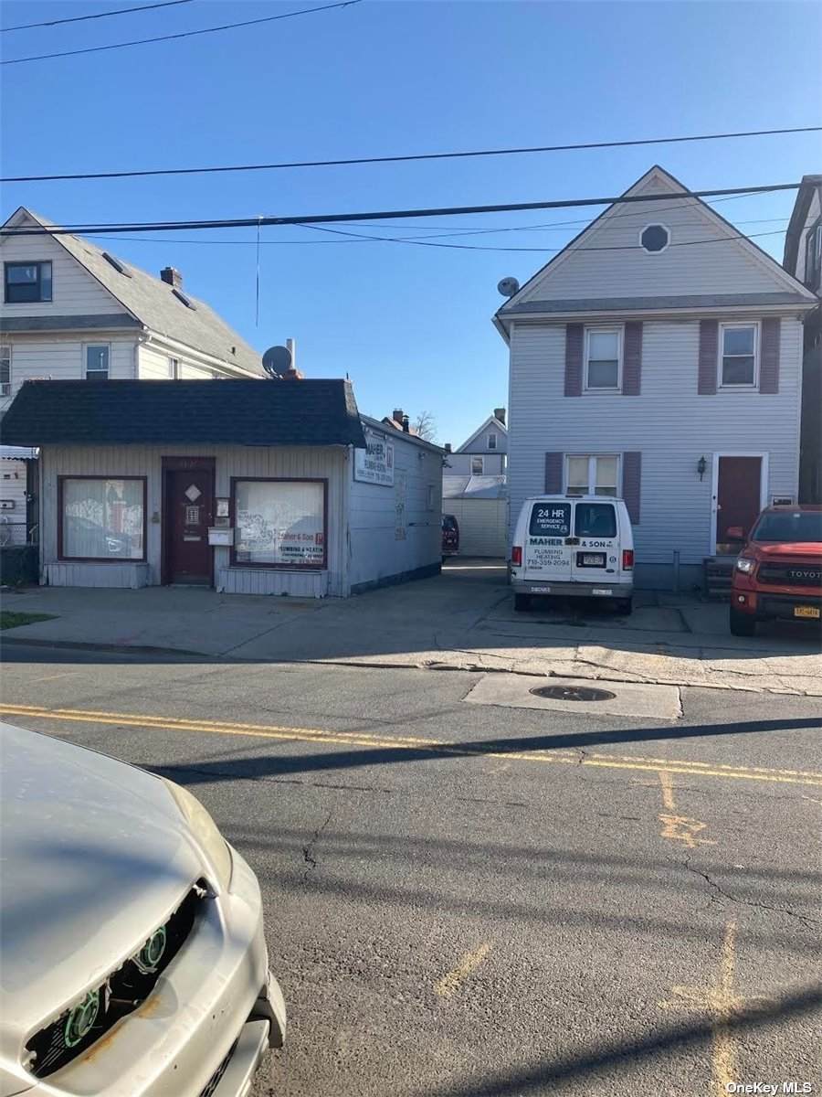 43 -29 Bowne Street - Photo 1