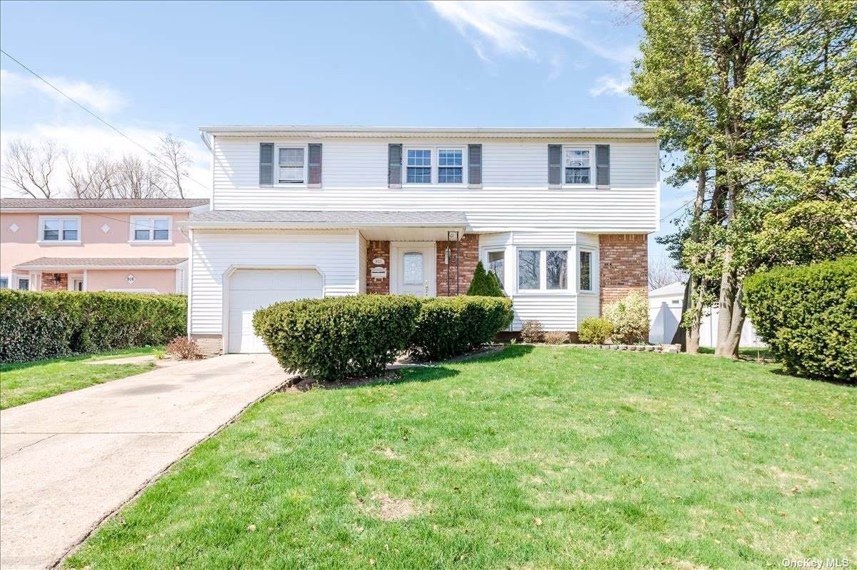 912 Bellmore Road - Photo 1