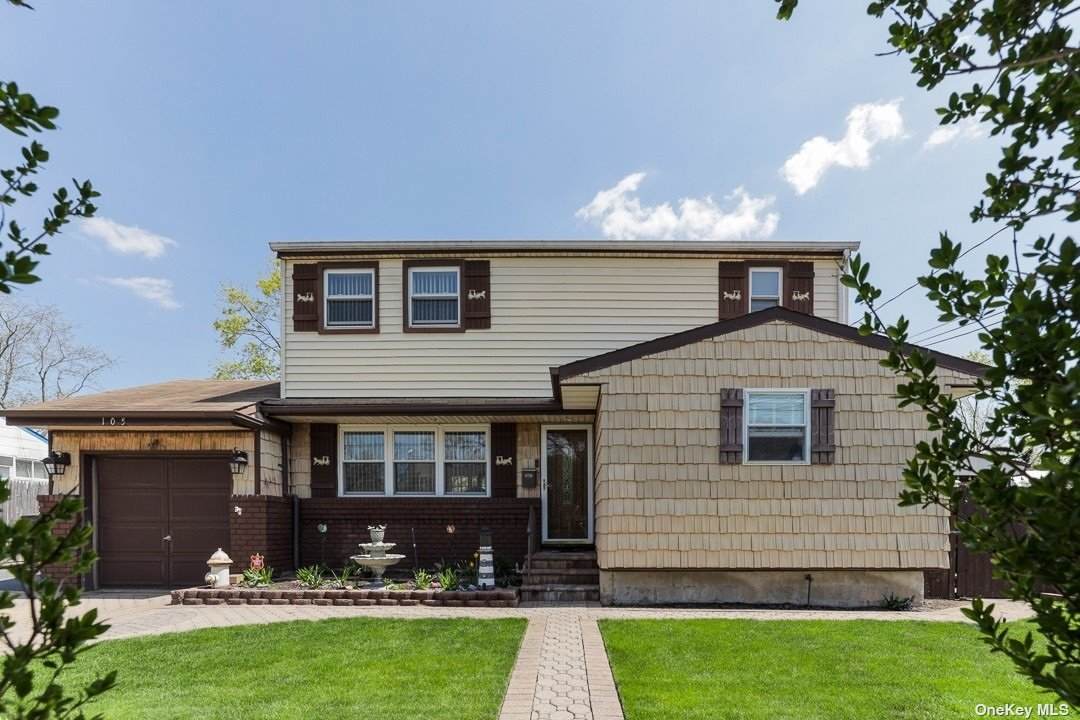 105 Claywood Drive - Photo 1