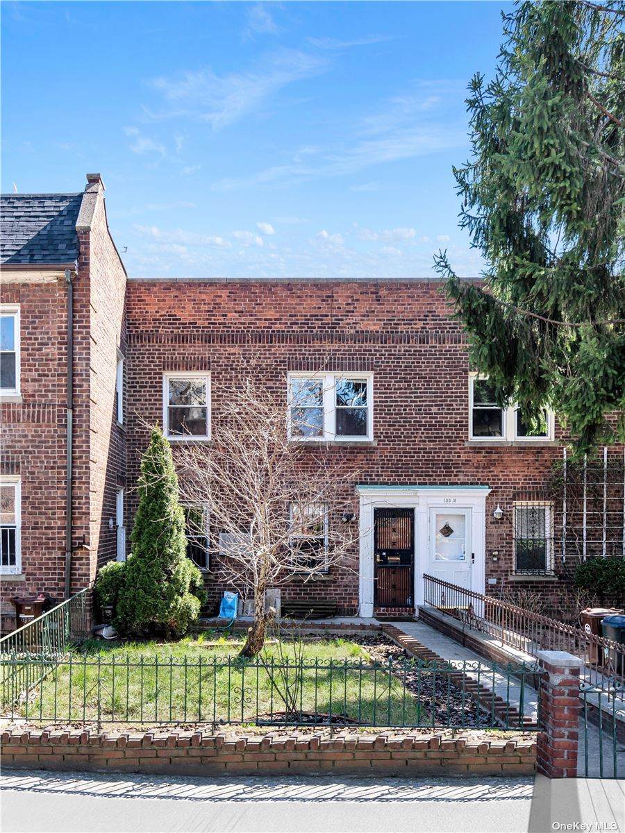 133-20 Blossom Avenue - Photo 1