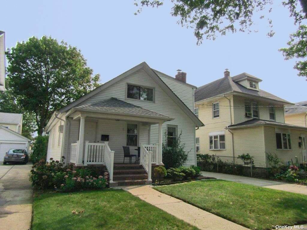 53 Hinsdale Avenue - Photo 1