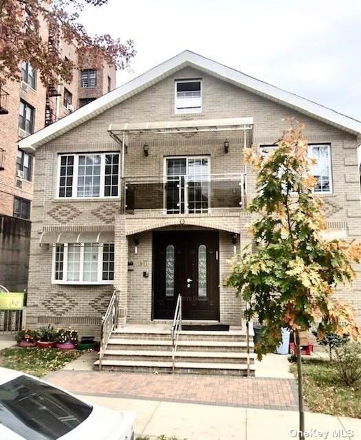 83-11 Brevoort Street - Photo 1