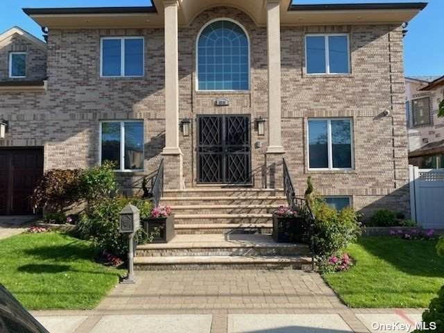 88-14 158th Avenue - Photo 1
