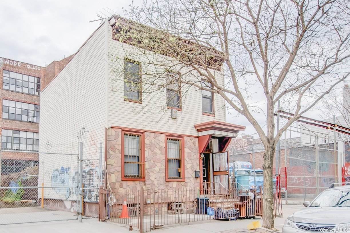 258 Boerum Street - Photo 1