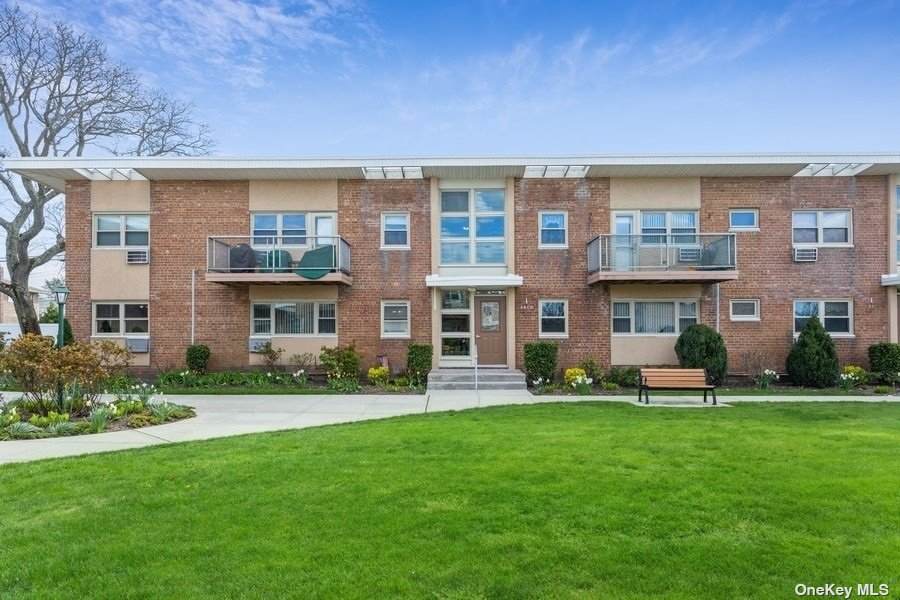4 Rose Street - Photo 1