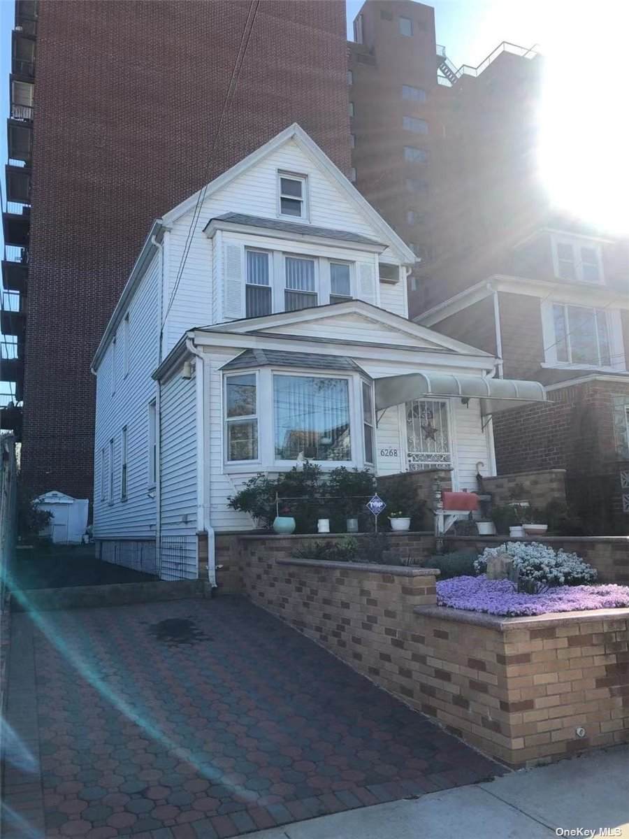 62-68 Austin Street - Photo 1