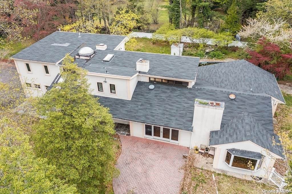 549 Woodbury Road - Photo 1