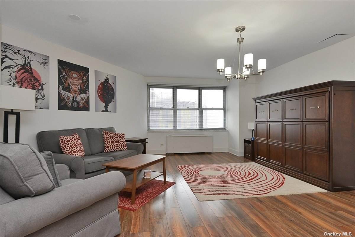 125-10 Queens Boulevard - Photo 1