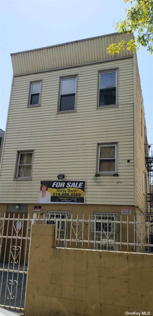 562 171 Street - Photo 1