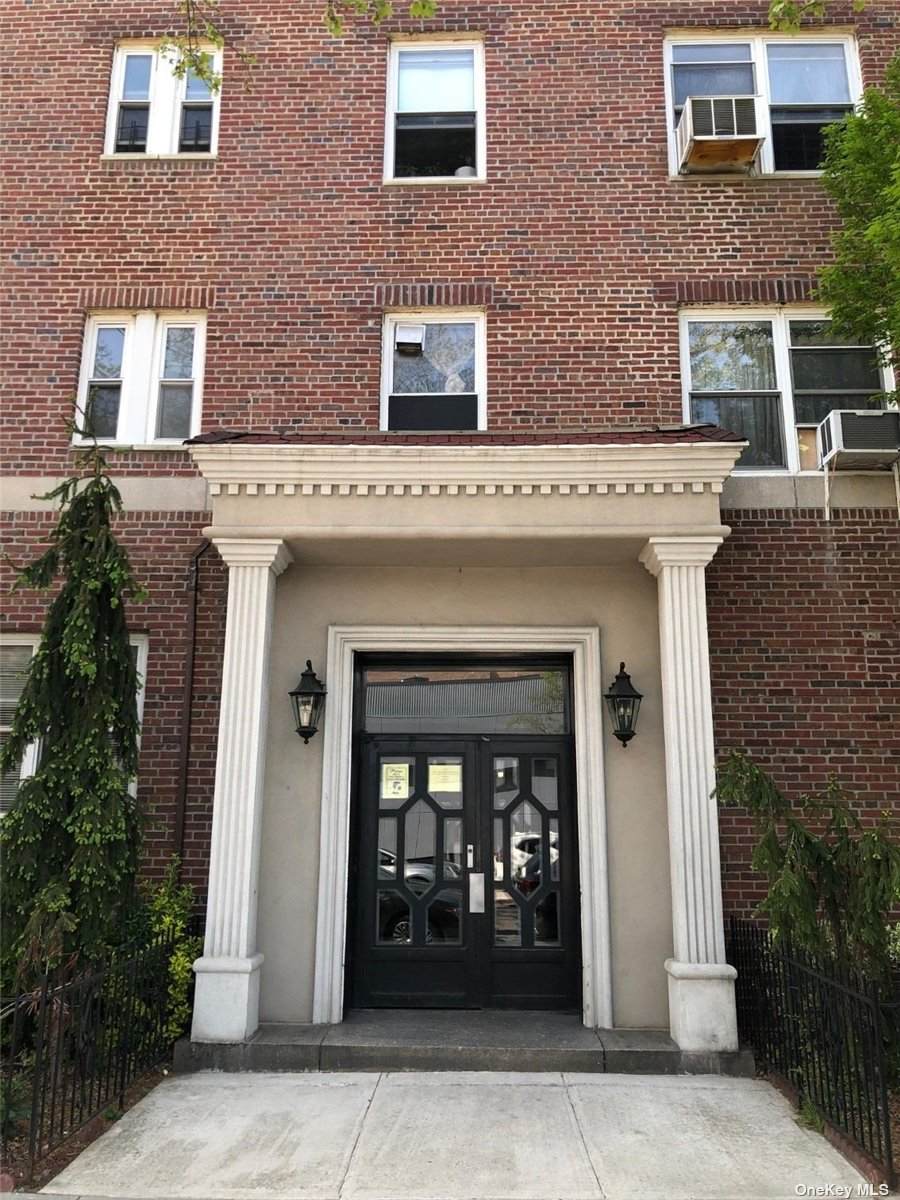 111-45 76th Avenue - Photo 1