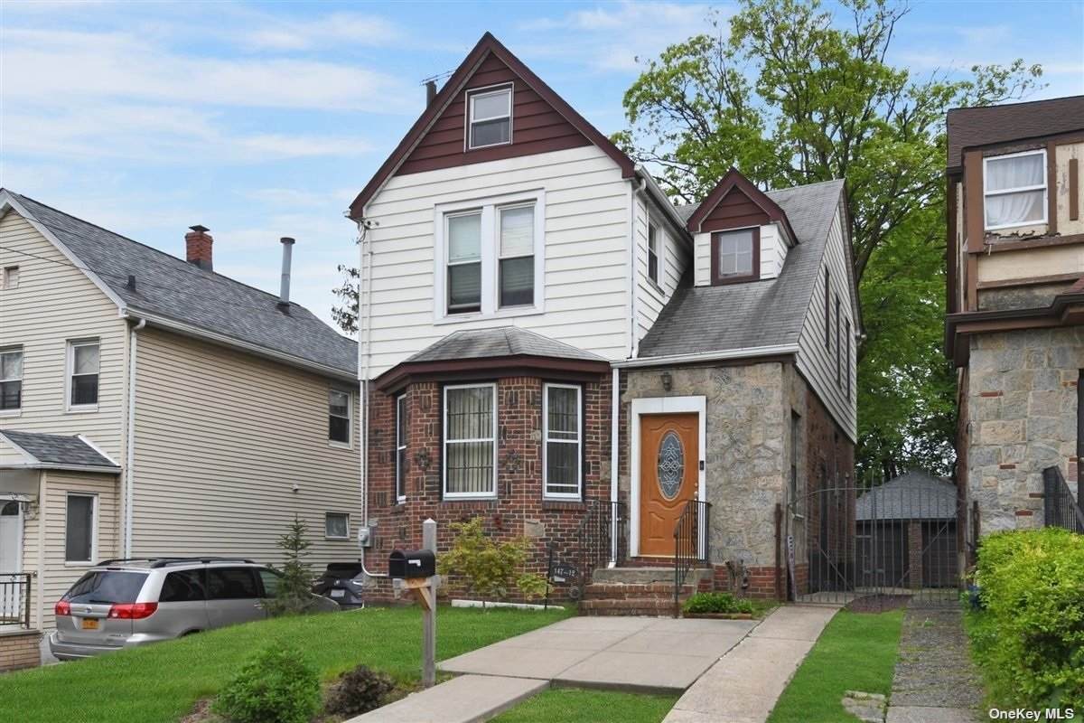 147-12 14th Avenue - Photo 1