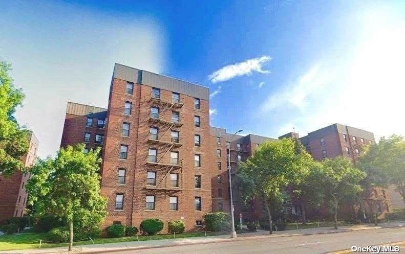 112-30 Northern Blvd - Photo 1