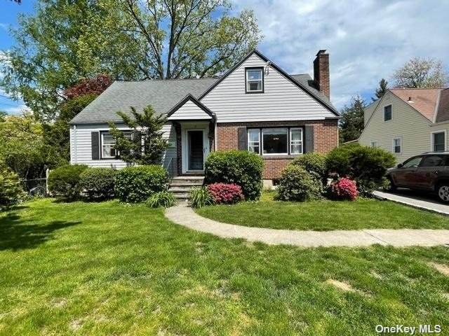 27 Glen Avenue - Photo 1