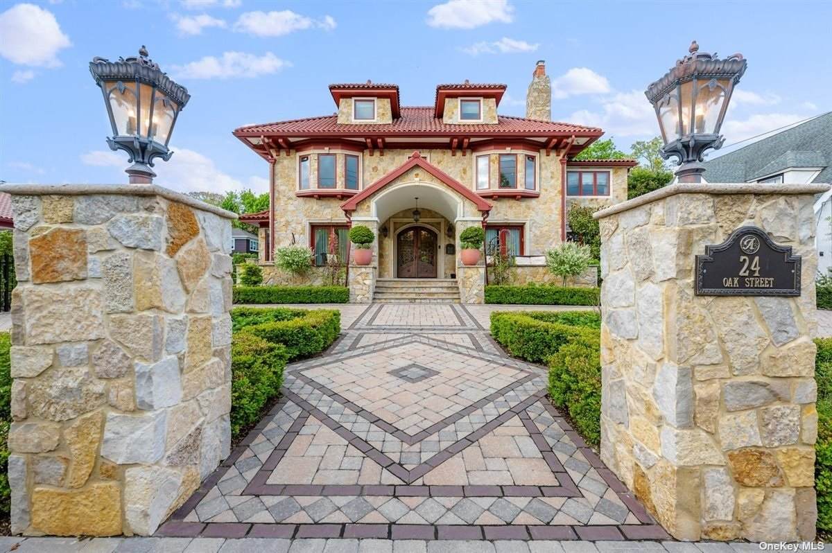 24 Oak Street - Photo 1