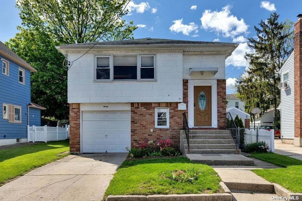 30 Iris Avenue - Photo 1