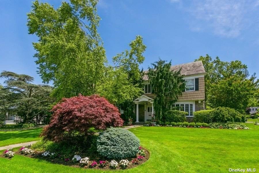 4 Dogwood Lane - Photo 1