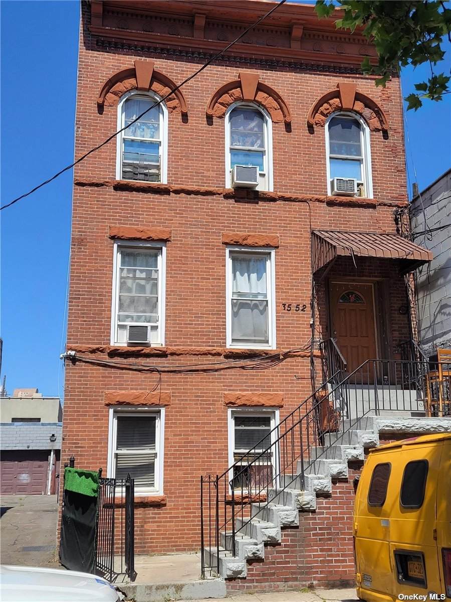 35-54 10th Street - Photo 1