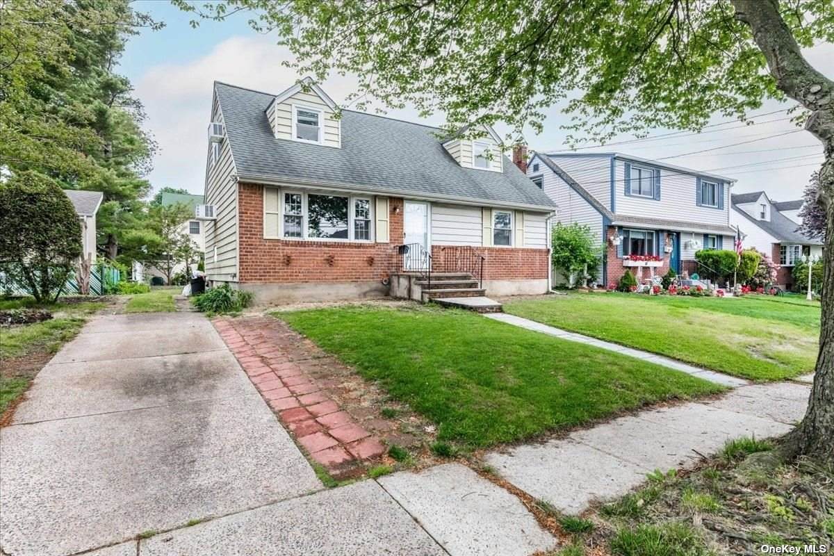 51 Wood Avenue - Photo 1