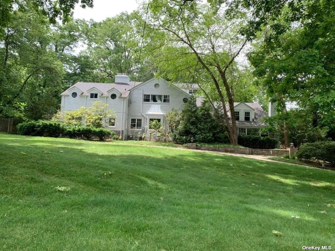 24 Mineola Avenue - Photo 1