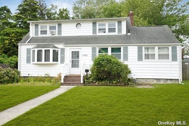 1362 Darby Road - Photo 1