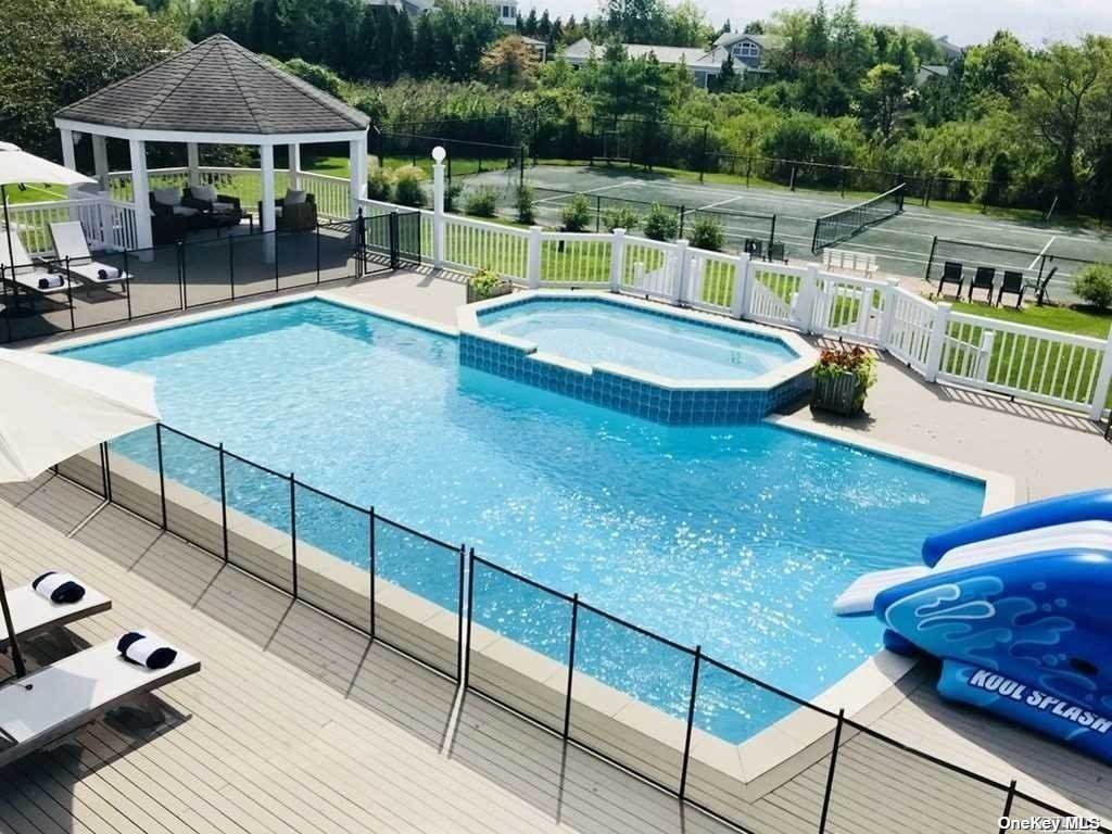 4 Bayfield Court - Photo 1