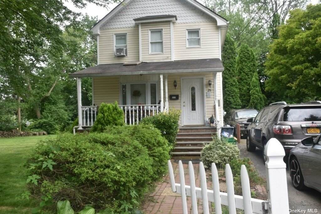 75 College Ave - Photo 1