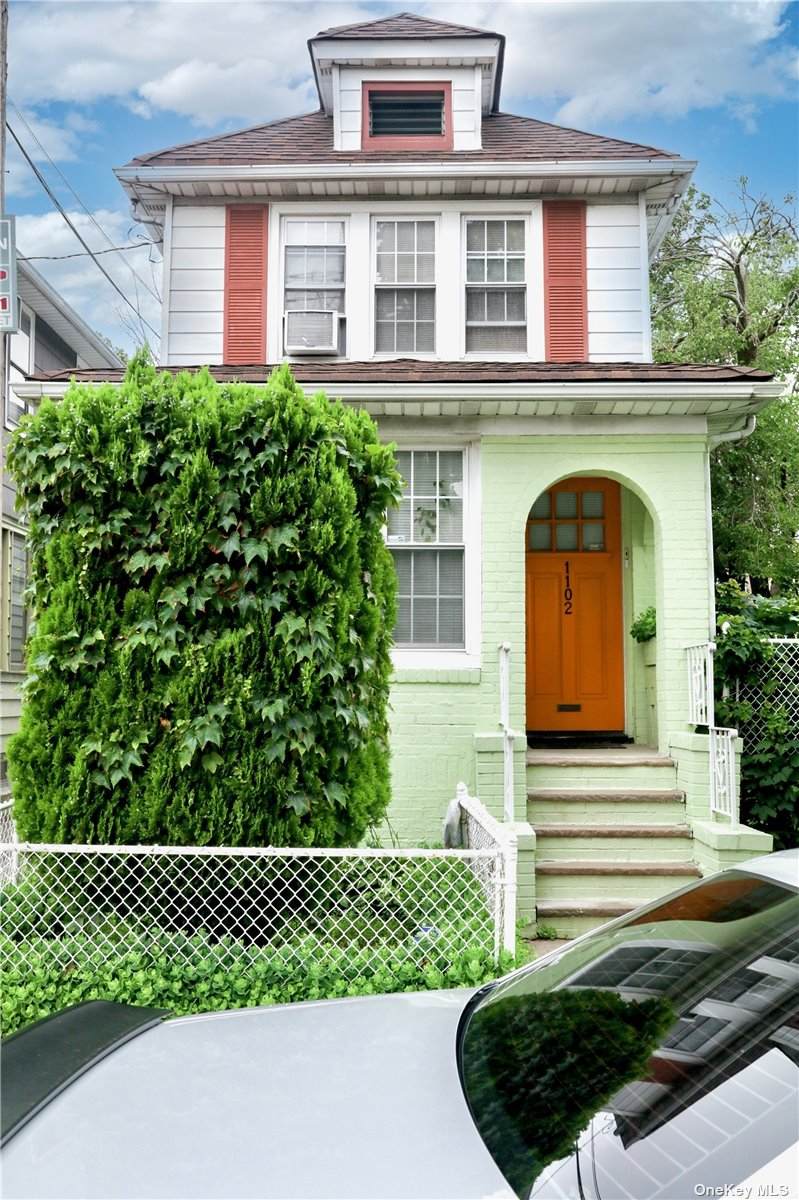 1102 43rd Street - Photo 1