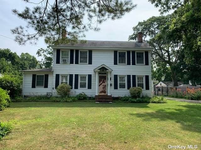 19 Perry Avenue - Photo 1