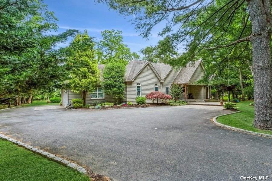 74 Locust Lane - Photo 1