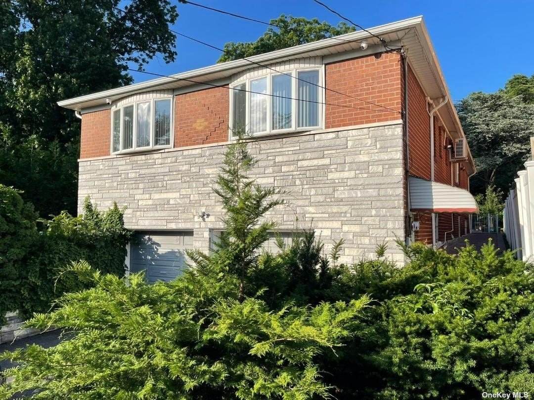 86-41 Clio Street - Photo 1