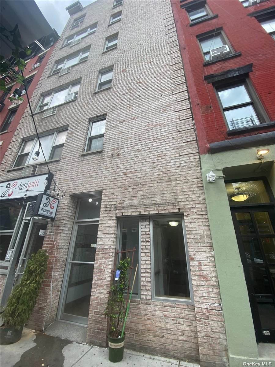 172 Avenue B - Photo 1