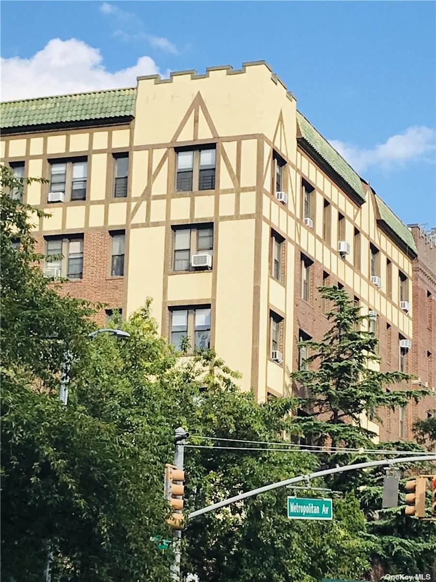 115-25 Metropolitan Avenue - Photo 1