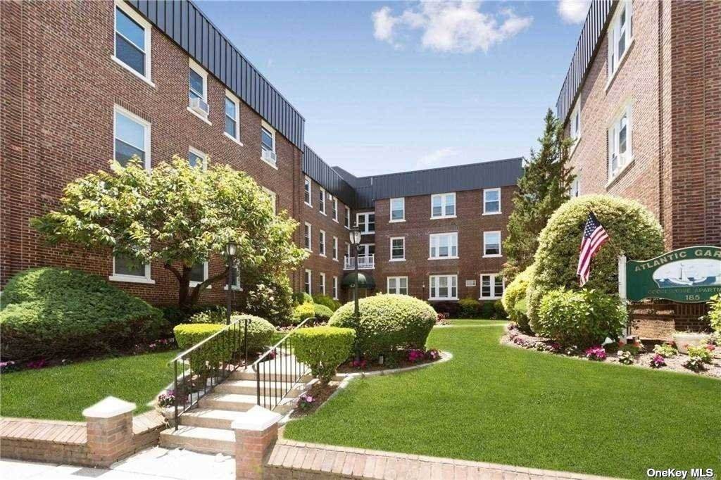 185 Atlantic Avenue - Photo 1