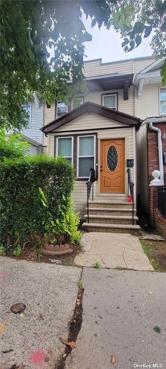 90-37 80 Street - Photo 1